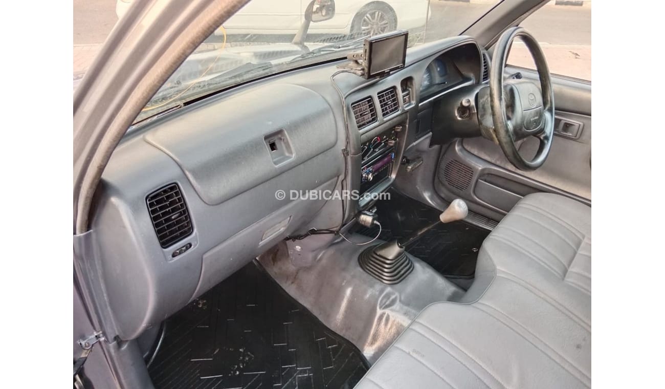 Toyota Hilux TOYOTA HILUX PICK UP RIGHT HAND DRIVE   (PM1540)