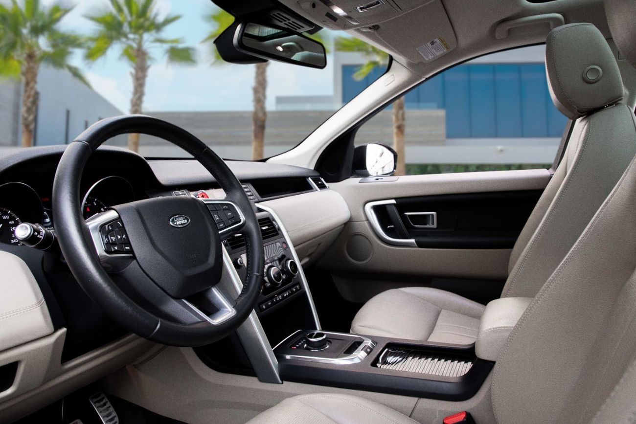 لاند روفر دسكفري HSE | 2,252 P.M  | 0% Downpayment | LOW KMS!