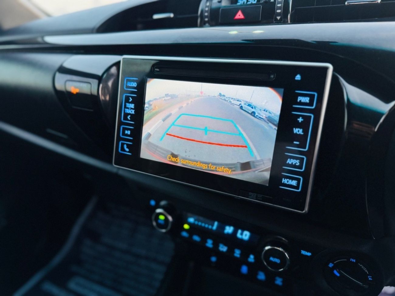 Toyota Hilux Toyota hilux 2019 rouge full options