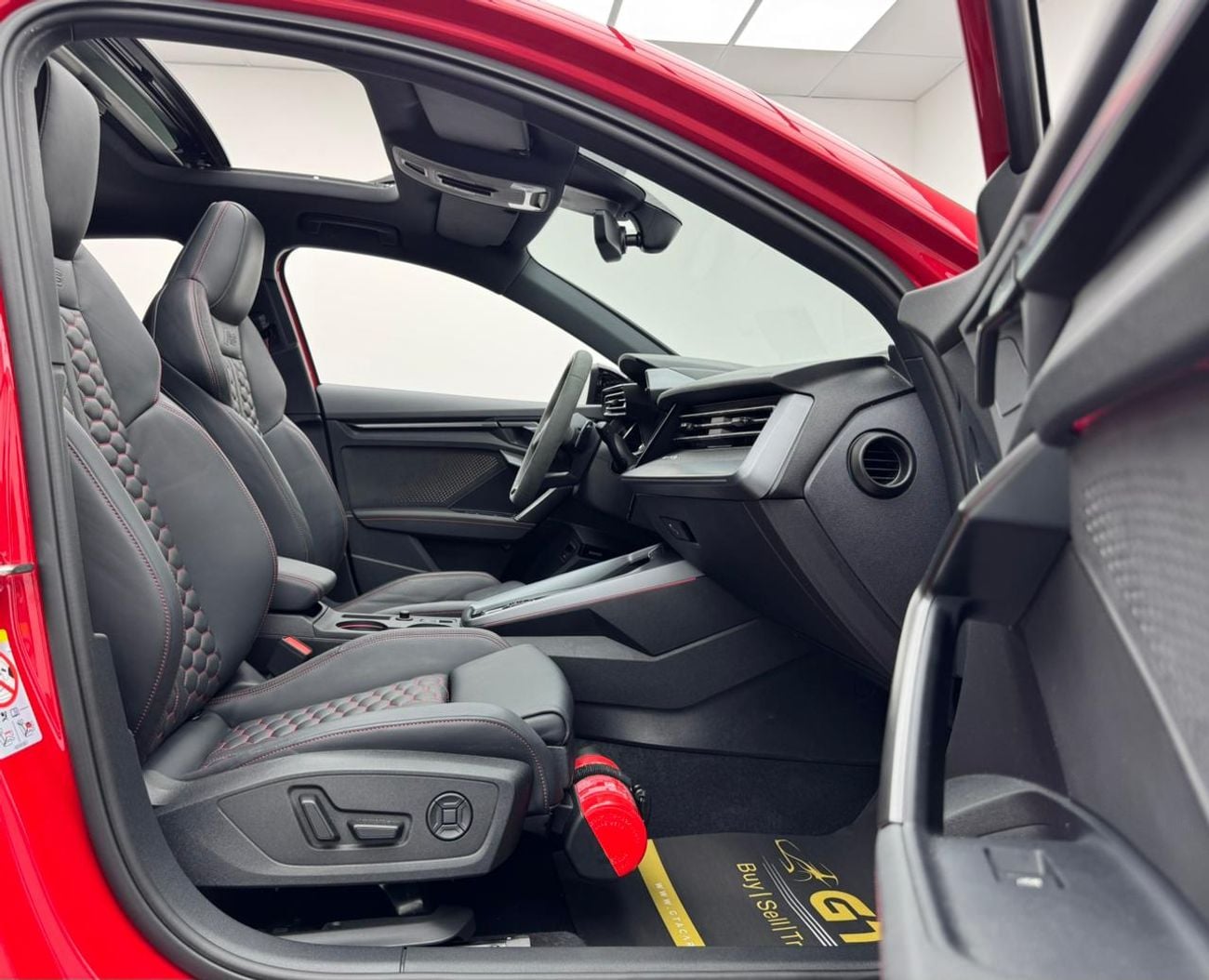 Audi RS3 2025 Audi RS3, 2030 Audi Warranty + Service Pack, Full Audi Service History, Very Low Km, GCC