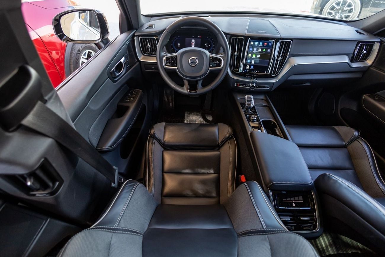 Volvo XC60 2.0T B5 MHEV R Design (AWD) 2023 Volvo XC60 B5 Ultimate Dark Highest Trim GCC | Agency Warranty for