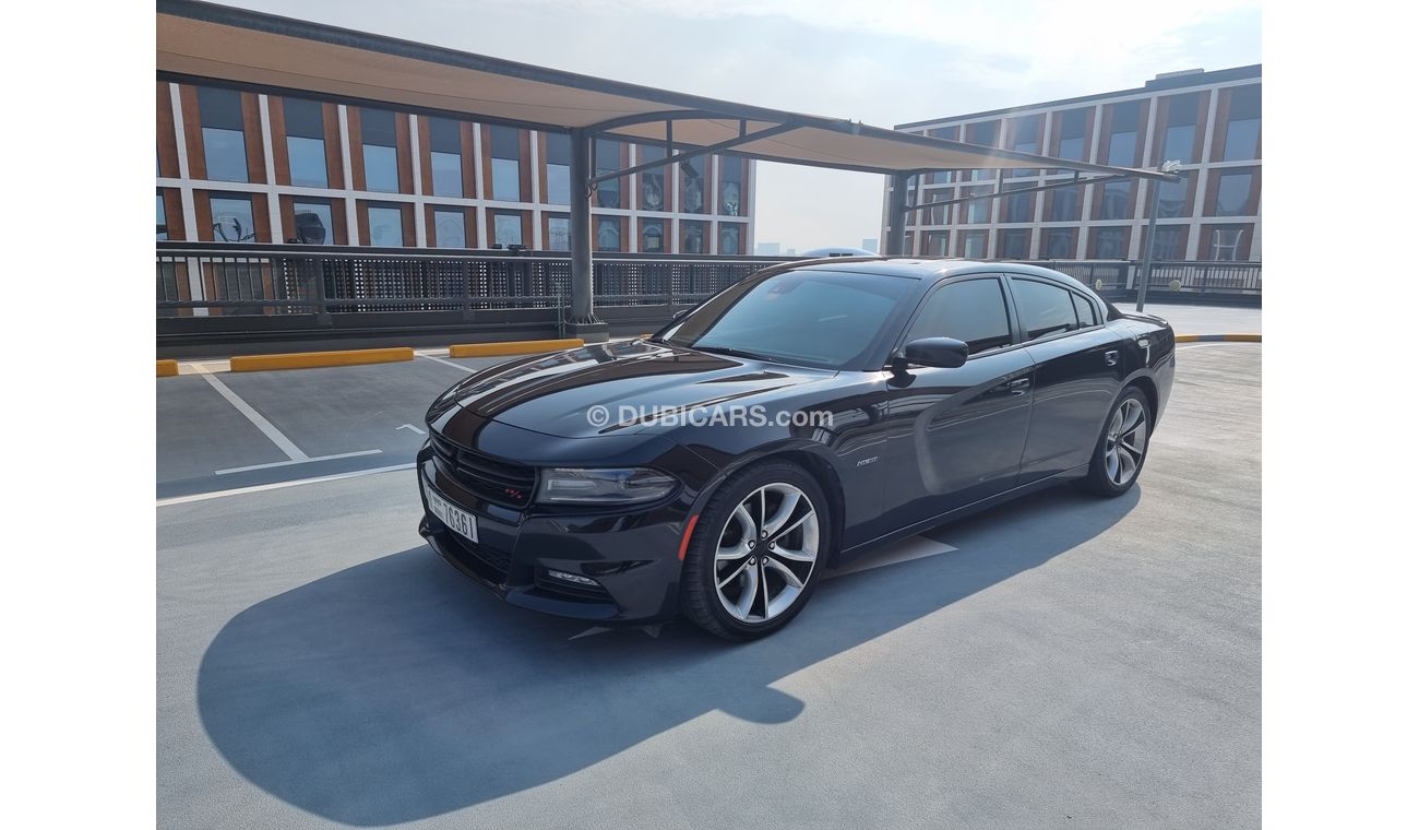 Dodge Charger 5.7 litre V8 Hemi