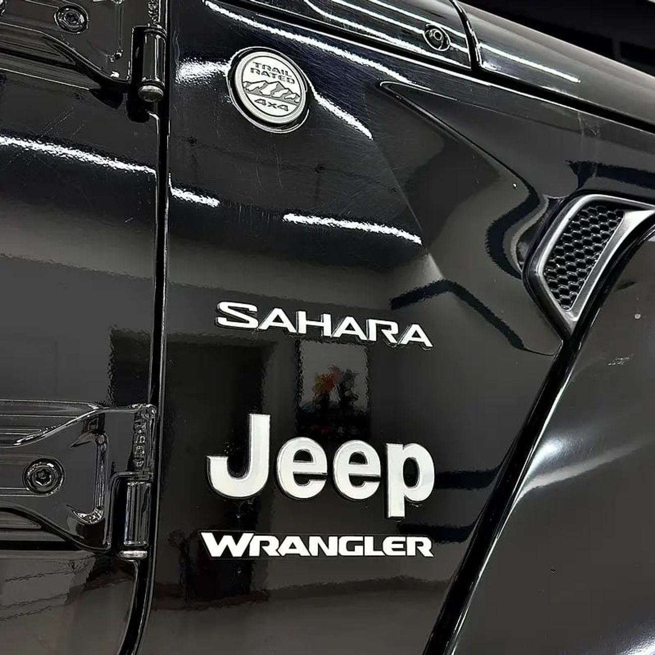 جيب رانجلر Sahara 3.6L M/T Sahara