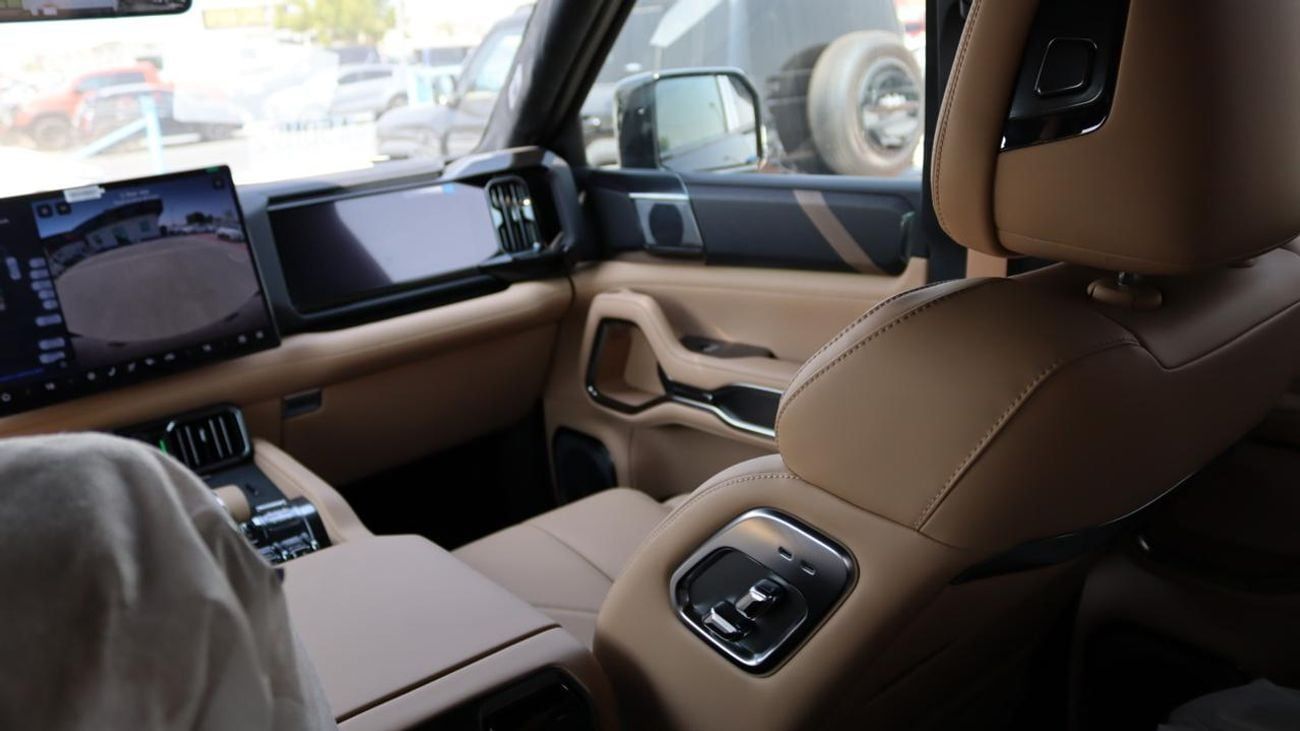 بي واي دي ليوبارد 8 DELUX (NGCC) Smart and Brave Flagship Edition (7 Seats) with master account and 5 years warranty evs