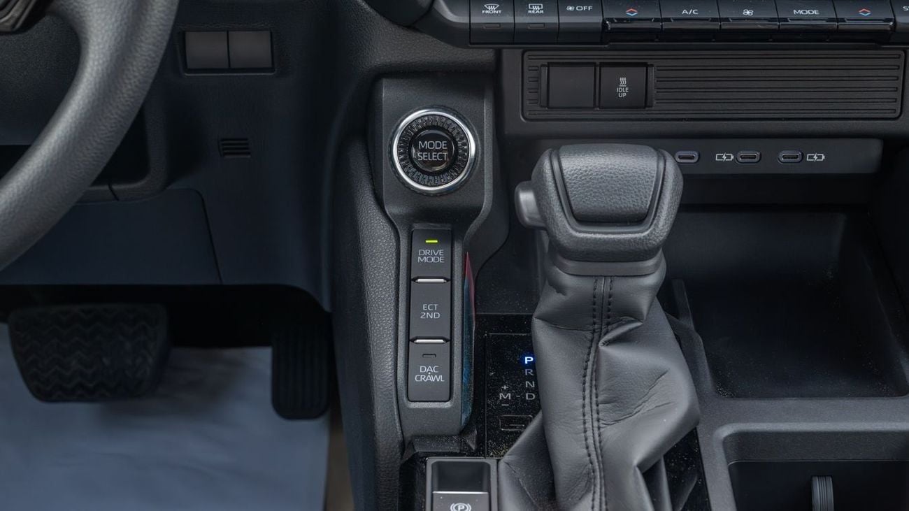 تويوتا برادو GXR TOYOTA PRADO 2.8 ALR STANDARD DSL -2026YM