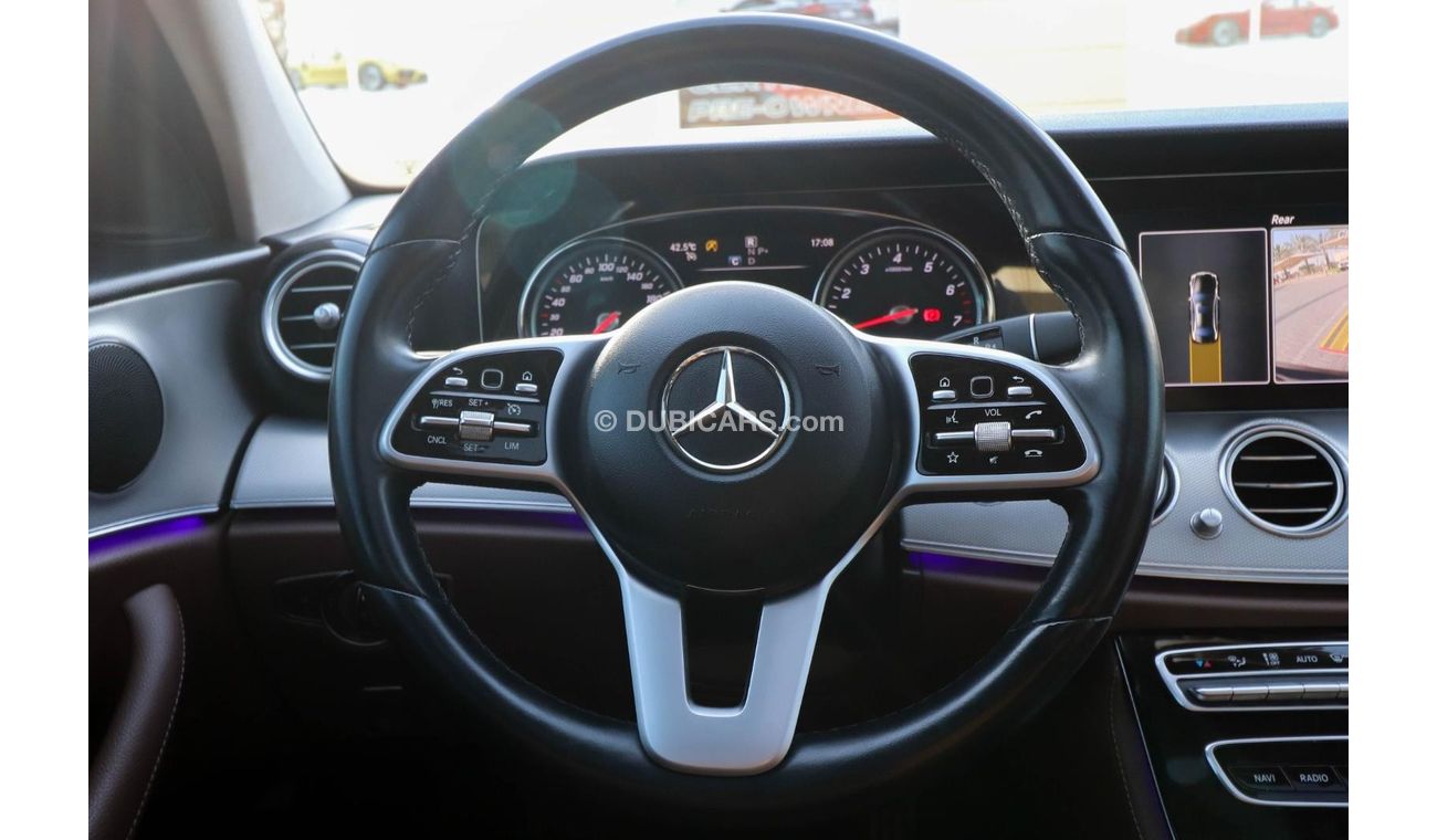 Mercedes-Benz E200 W213