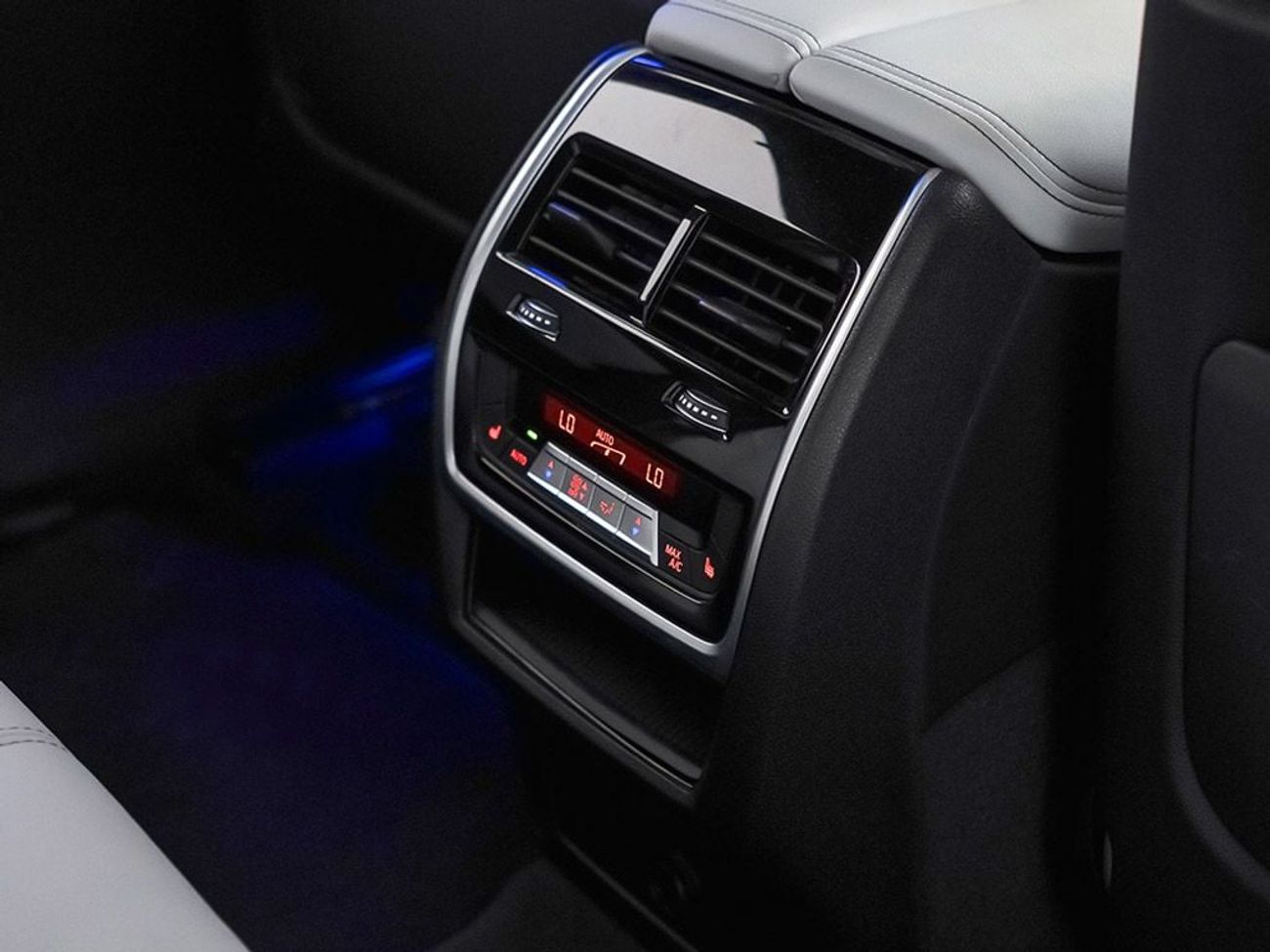 بي أم دبليو X6 40i M Sport 3.0L