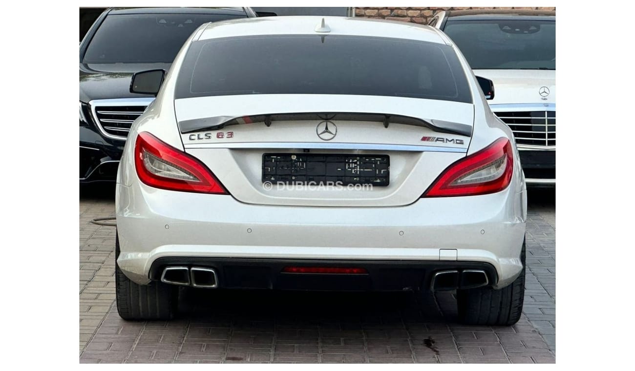 مرسيدس بنز CLS 63 AMG Std مرسيدس سي ال اس 63 AMG ايديشن  موديل : 2012  ممشي : 164.000 السعر : 78.000 مواصفات خليجية فل اوب