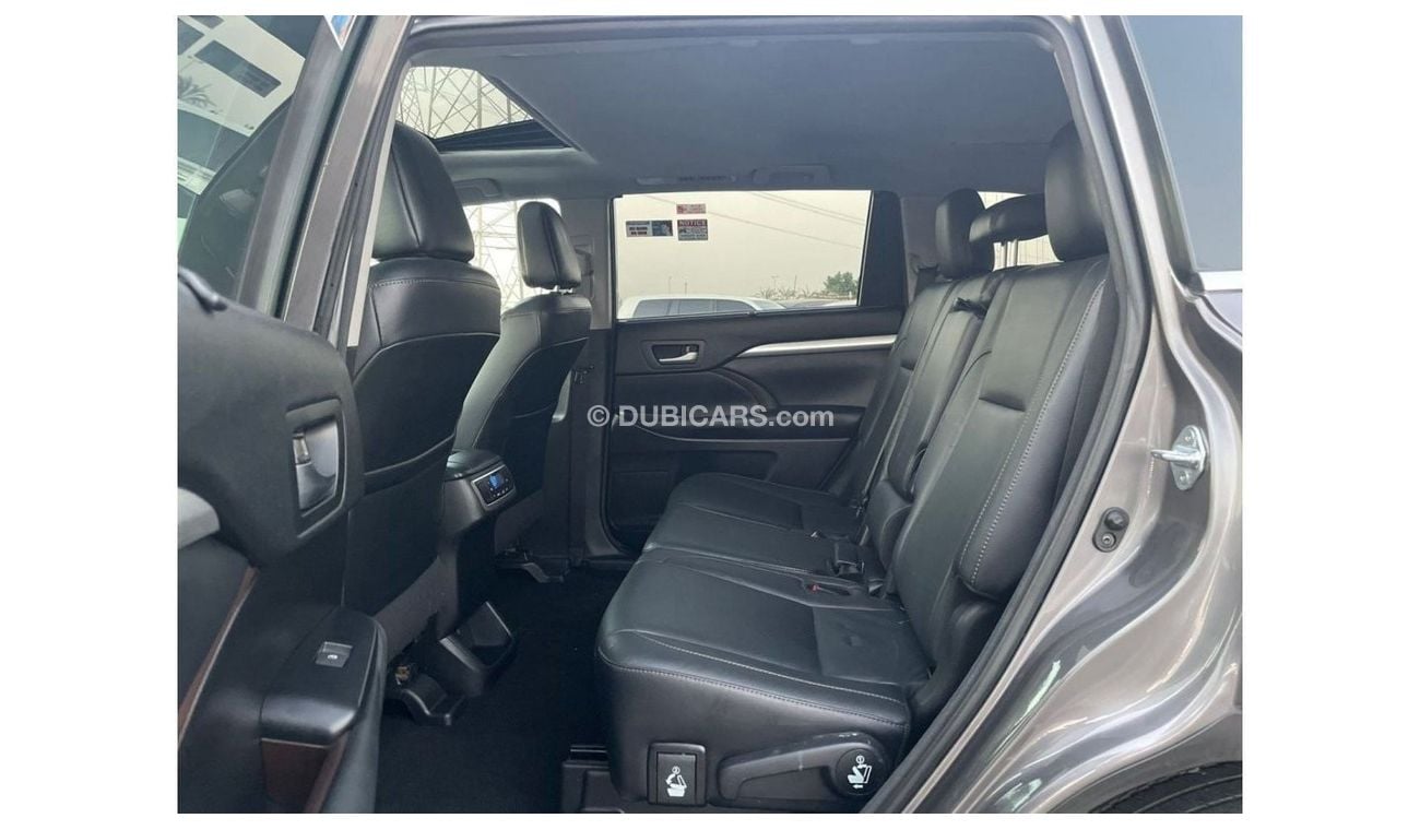 Toyota Highlander *Offer*2018 Toyota Highlander XLE AWD 4X4 Full Option / Export only