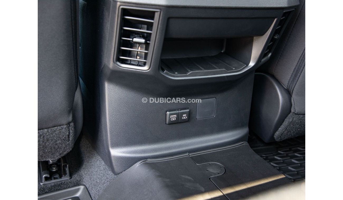 Toyota Tundra SR5 TRD OFF-ROAD 4WD. Local Registration +10%