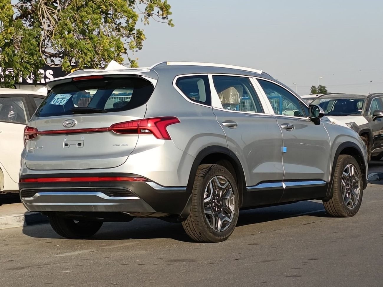 Hyundai Santa Fe /3.5L V6 Petrol 4WD/7 Seats/ FULL OPTION WITH Panoramic Roof (CODE#HSA35AF)