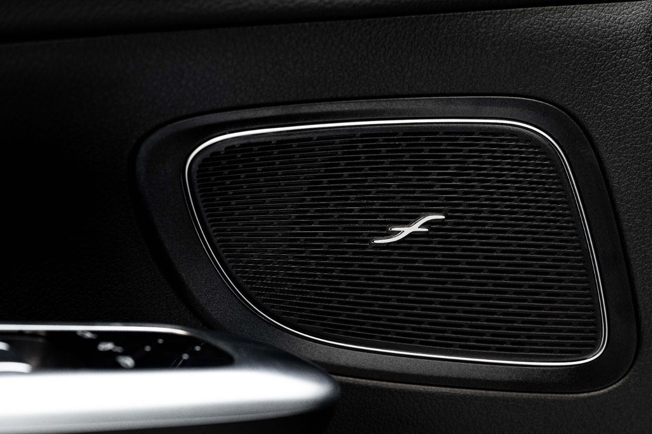 Mercedes-Benz C 200 C 200 | 3,407 P.M  | 0% Downpayment | Excellent Condition!