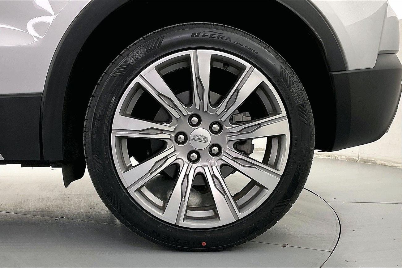 كاديلاك XT4 Premium Luxury | سنة ضمان مجانية | نسبة التمويل 1.99% | سياسة الإعادة بعد 7 أيام