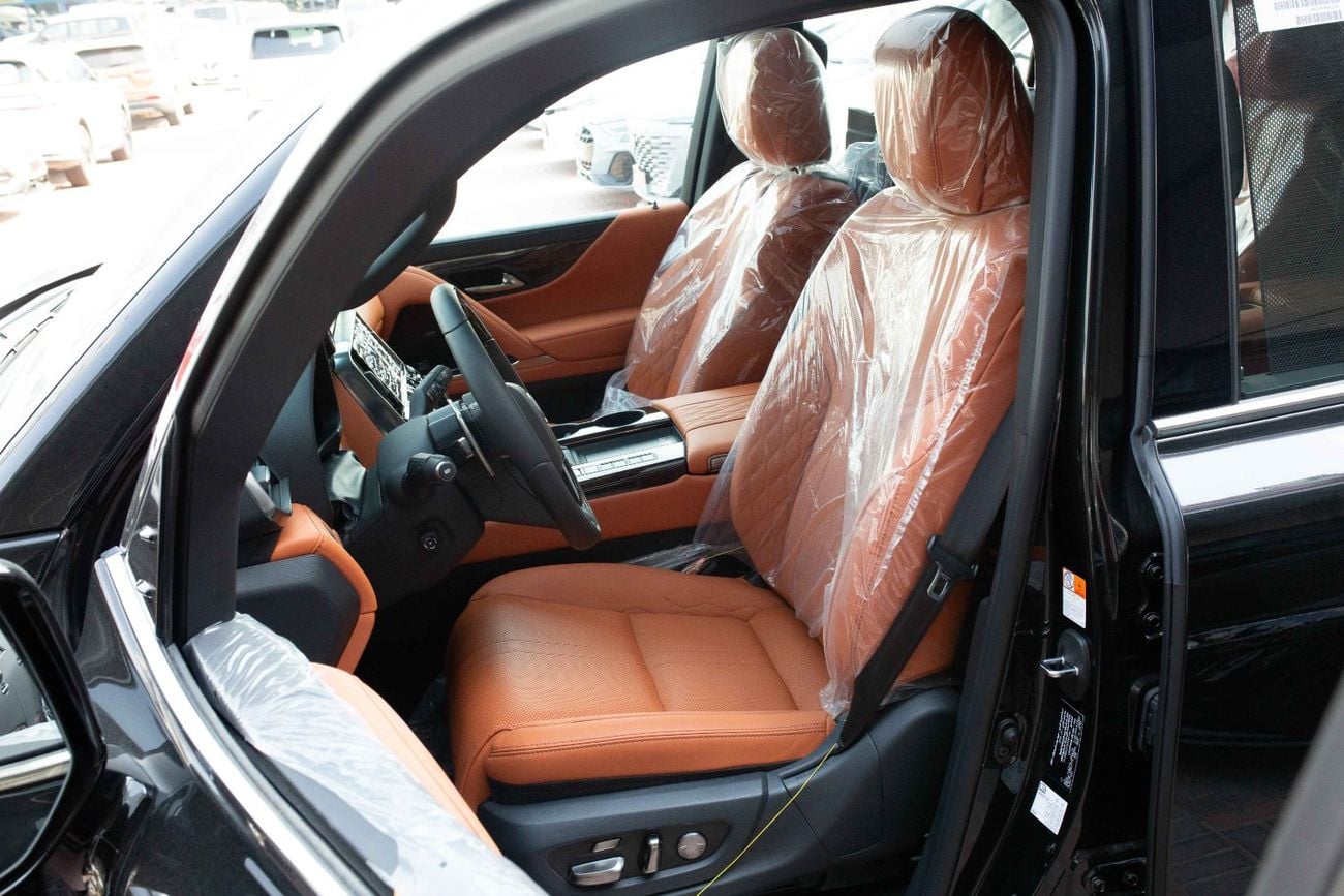 Lexus LX600 VIP