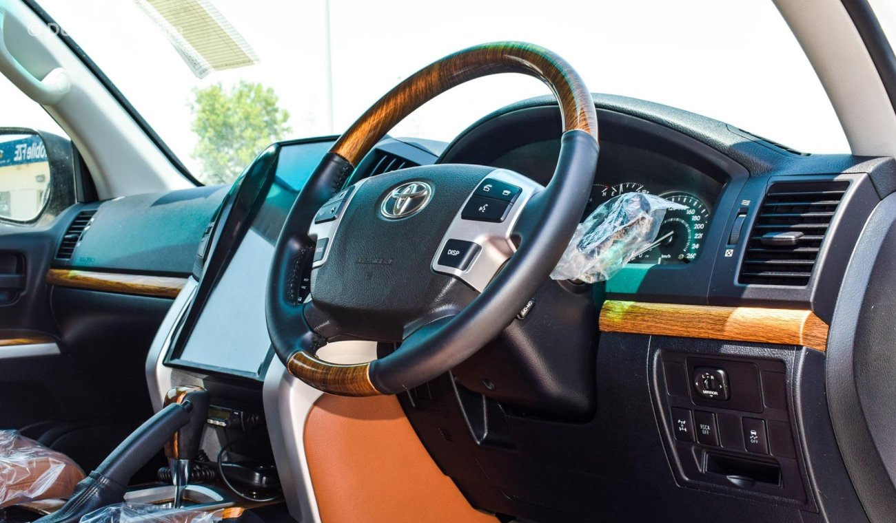 Toyota Land Cruiser GXL V8 With 2019 Model Facelift