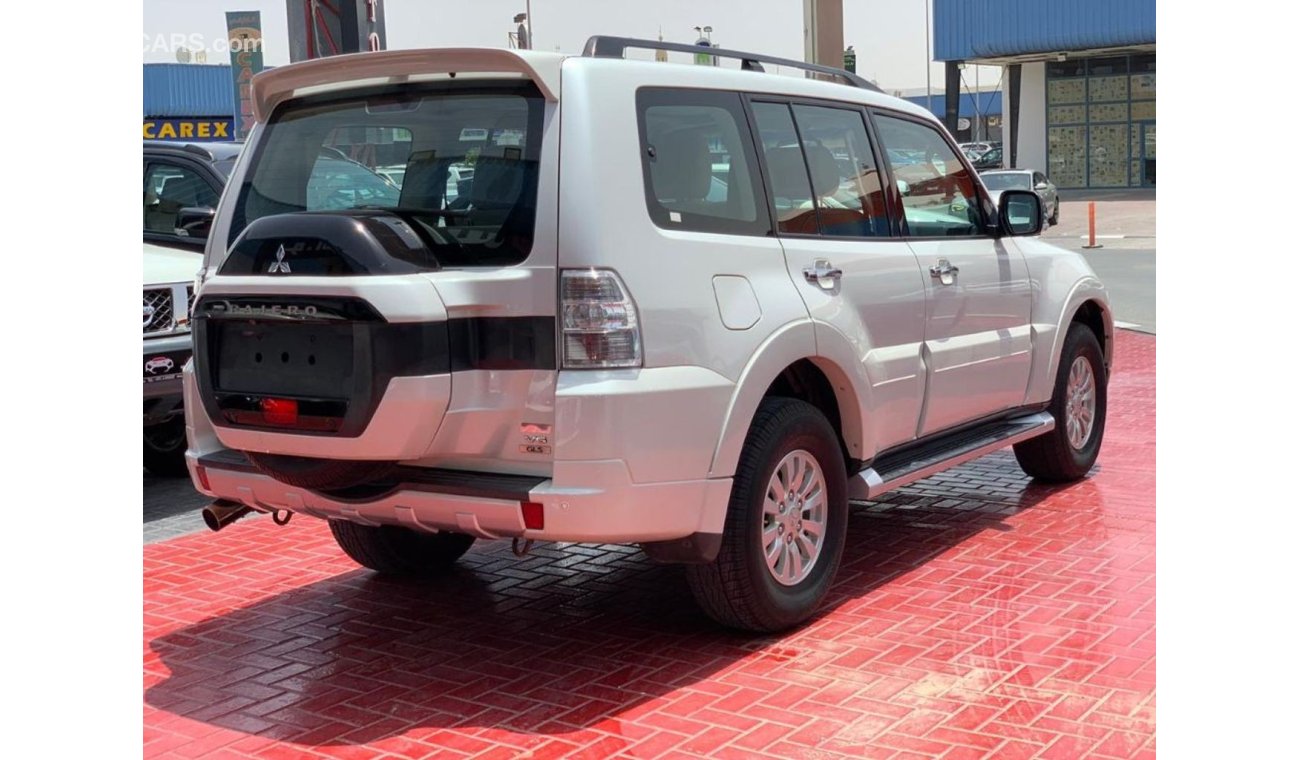 Mitsubishi Pajero GLS V6 GCC SPECS