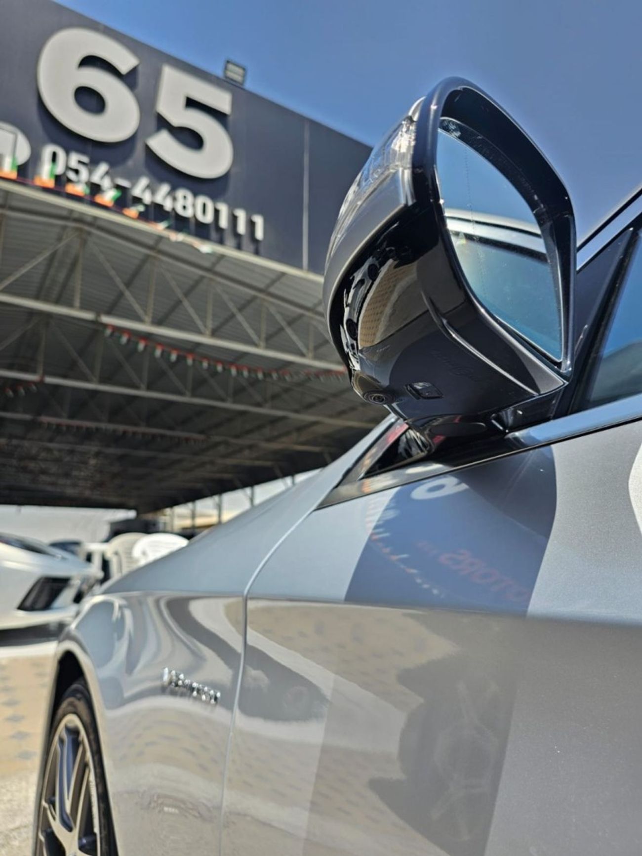 Mercedes-Benz S 560 Std 4.0L (463 HP)