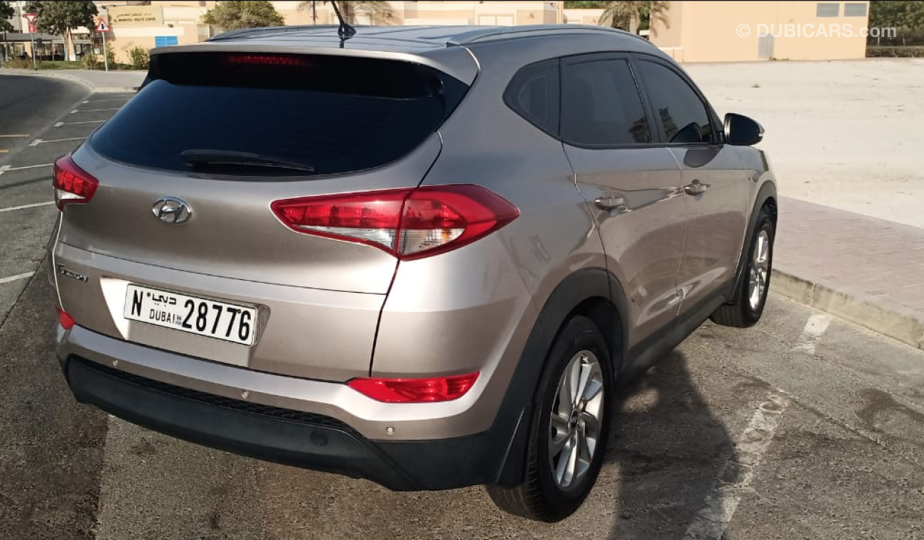 Hyundai Tucson 2.0L