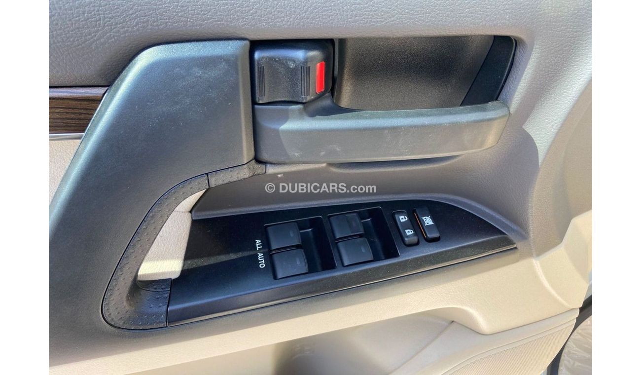 تويوتا لاند كروزر LAND CRUISER 4.6L WINCH 10 AIRBAGS, .SUNROOF. REMOTE ENGINE STARTER. REAR DVD FOR EXPORT ONLY