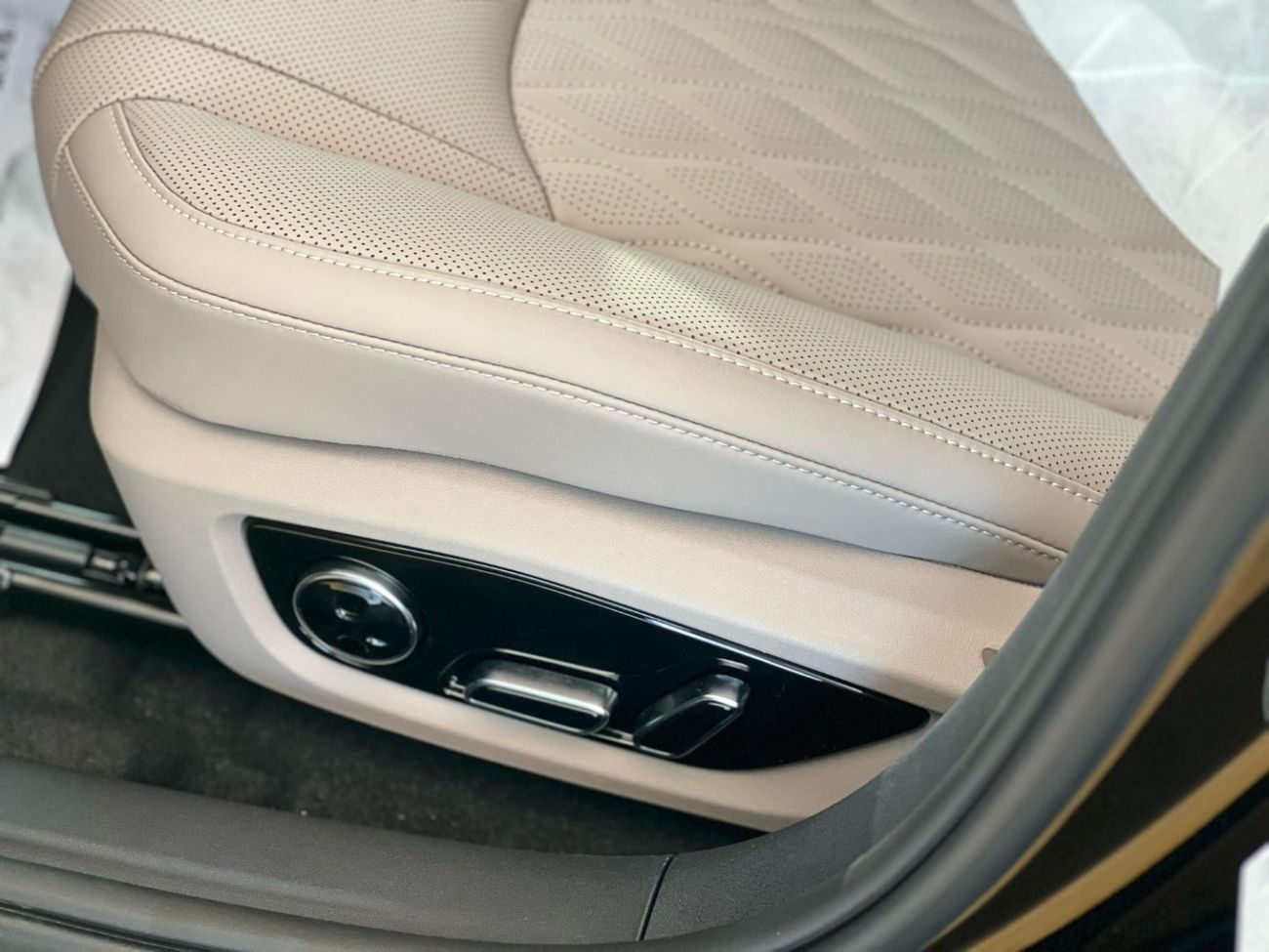 بي واي دي هان 2025-BYD HAN