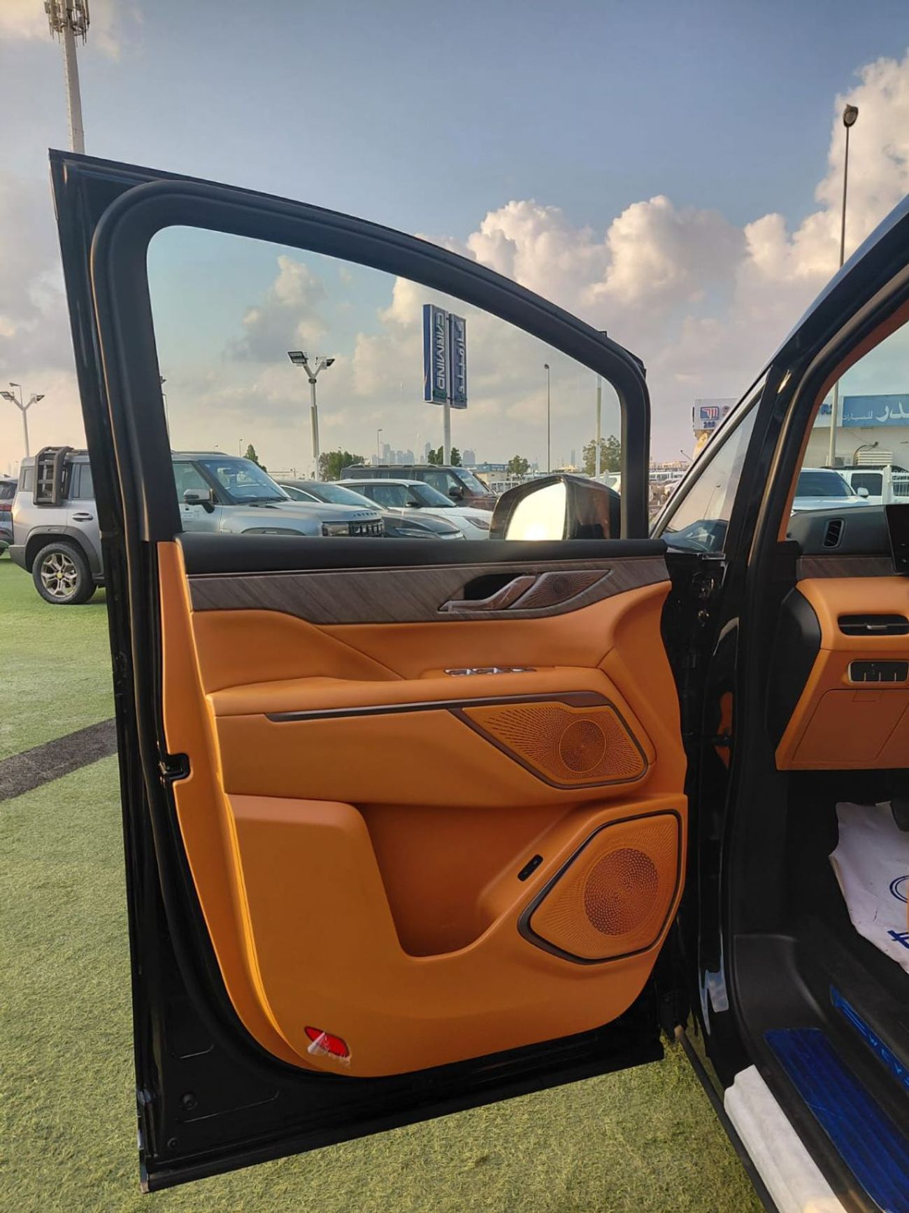 WEY Gaoshan 9 GAOSHAN(MOUNTAIN 9)2025 ALL WHEEL DRIVE MPV