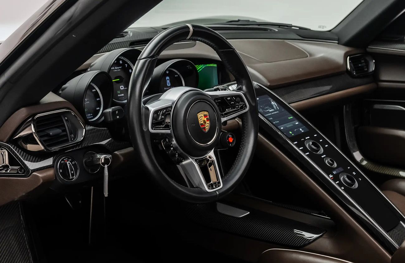 Porsche 918 Spyder 4.6L V8 N/A Engine + eMotor