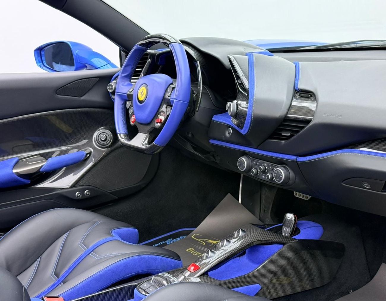 فيراري 488 سبايدر STANDARD 2016 Ferrari 488 Spider Carbon Edition, Full Ferrari Service History, Carbon Fiber Package, GCC