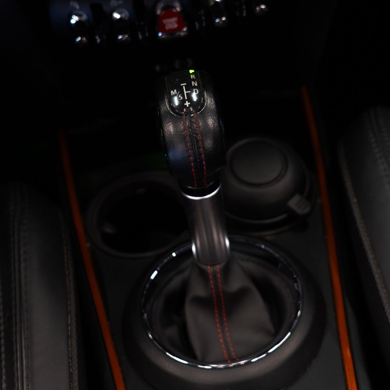 Mini Countryman John Cooper Works 1.6L (215 HP) 1,398 P.M • 0% Downpayment • MINI Countryman JCW • 1 Year Warranty