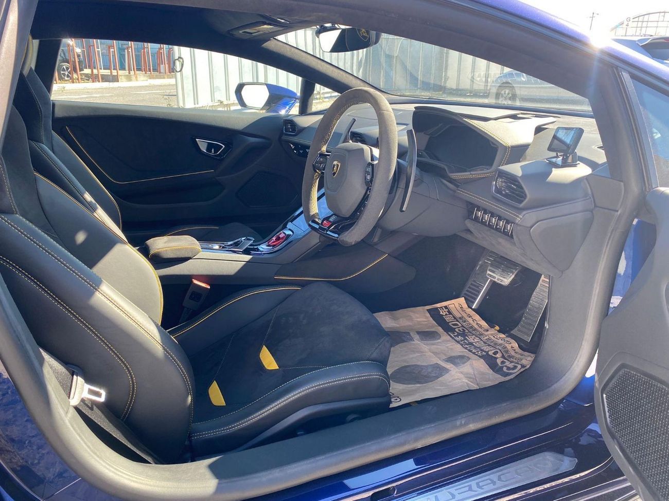 Lamborghini Huracan 2021 LAMBORGHINI HURACAN 5.2L RHD