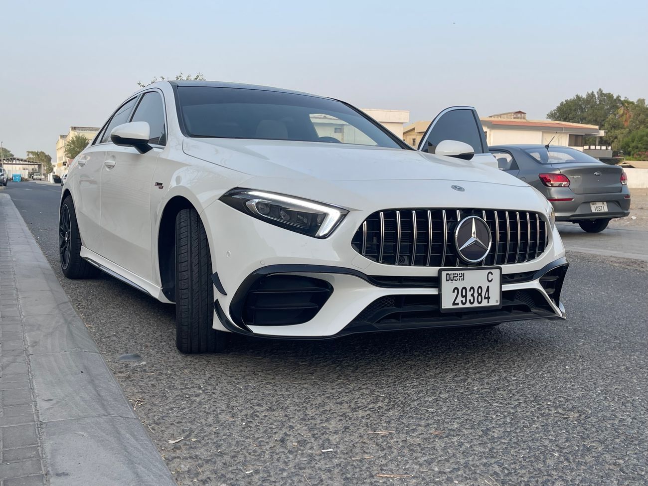 مرسيدس بنز A 220