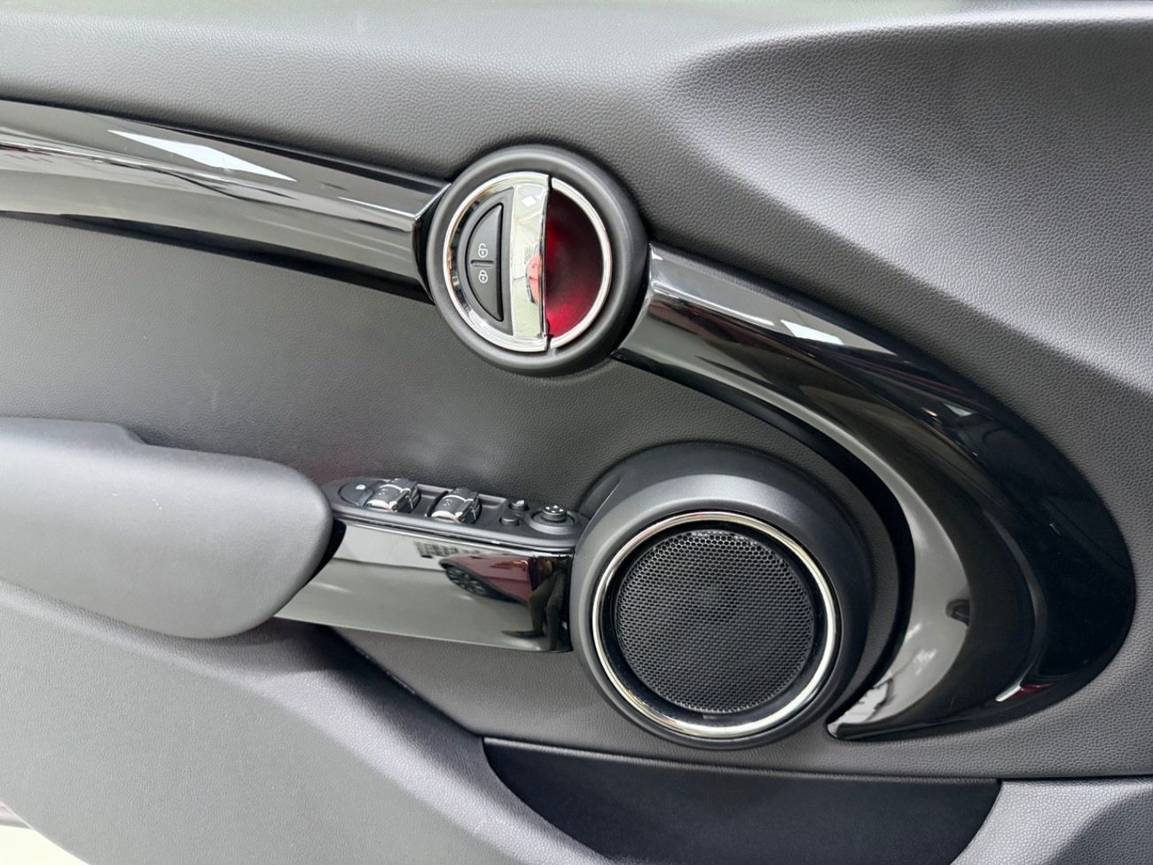 ميني كوبر إس GCC .. FSH .. Perfect condition .. Original paint