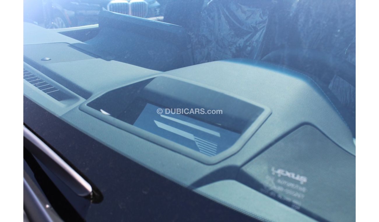 Lexus LX 600 3.5L PET - AUTO - 23YM - EXECUTIVE - WHT_RED (FOR EXPORT)