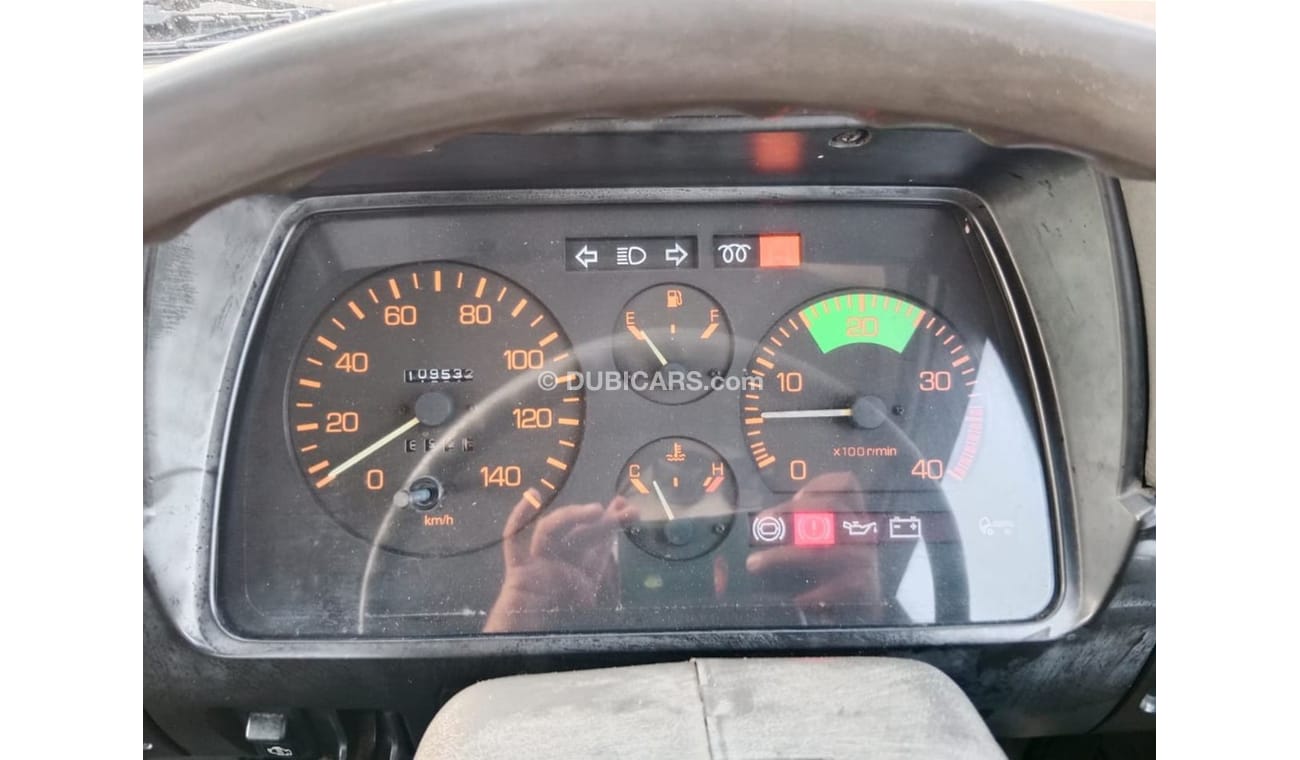 ميتسوبيشي فوسو كانتير MITSUBISHI CANTER TRUCK RIGHT HAND DRIVE(PM40218)