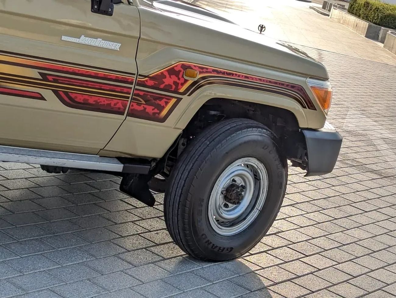 Toyota Land Cruiser 70 LC79 LX LAND CRUISER PICK UP LC79 4.0L PETROL V6 DOUBLE CAB 4X4 M/T