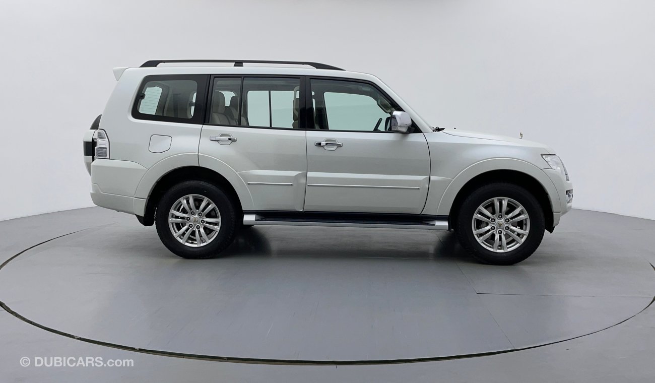 Mitsubishi Pajero GLS 3800