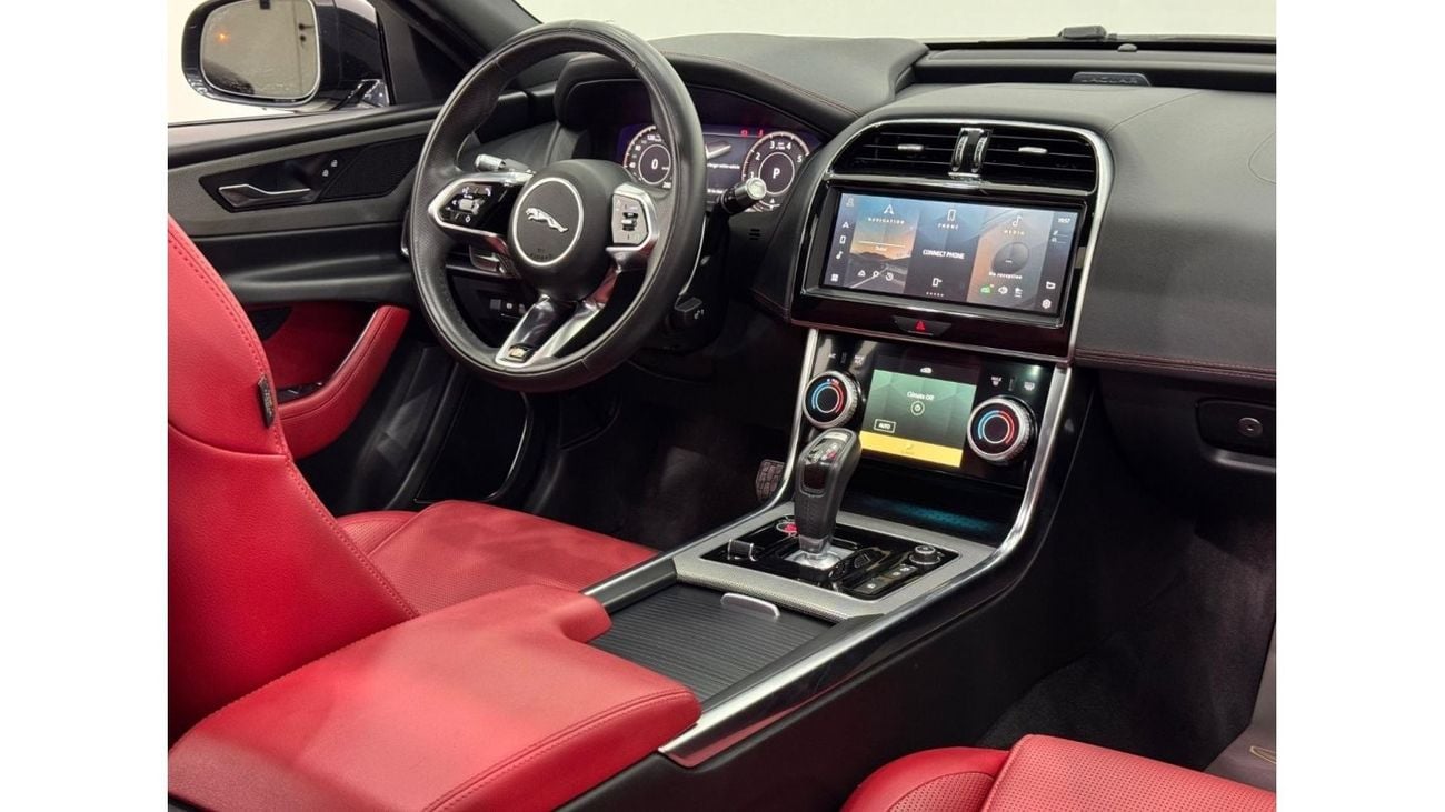 Jaguar XE R-Dynamic Black 2021 Jaguar XE P300 R-Dynamic, April 2025 Jaguar Warranty, Full Jaguar Service Histo