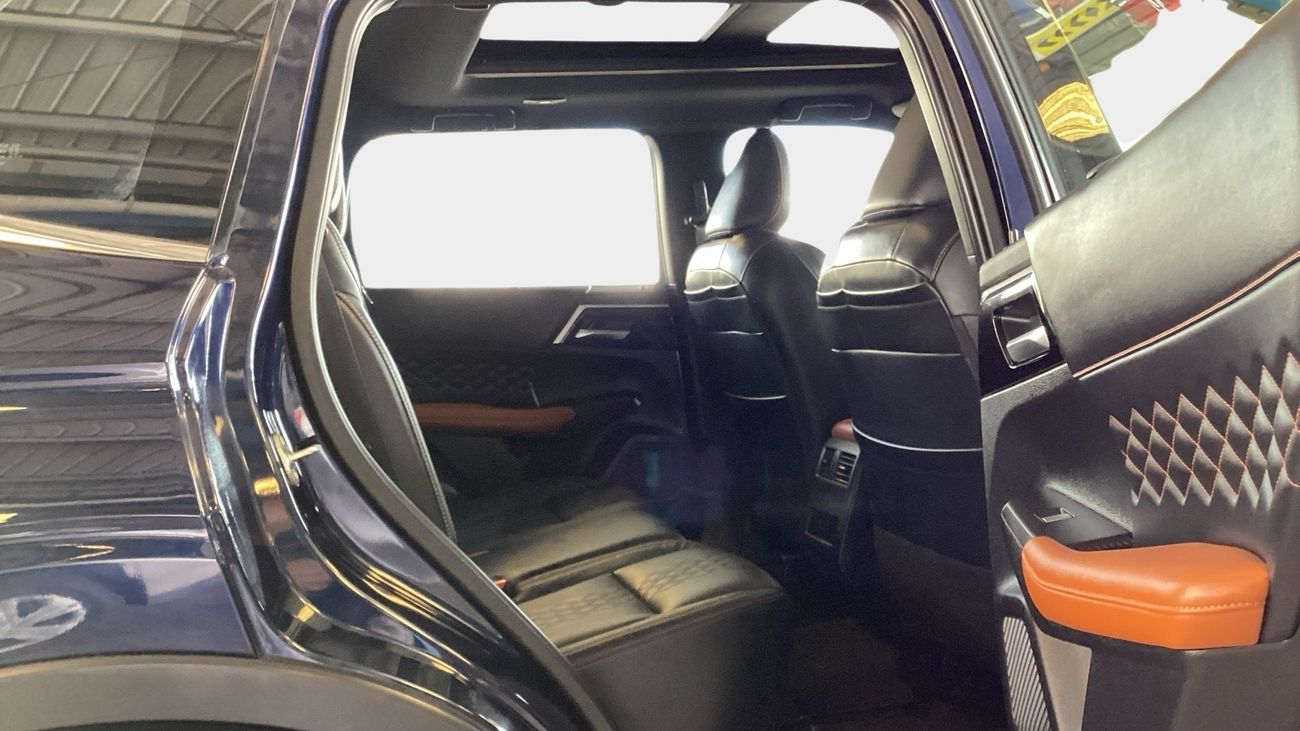 Mitsubishi Outlander 2.5 GLX AUTO 4WD 7SEAT PREMIUM LAUNCH ED | Guaranteed Warranty | 0 Down Payment