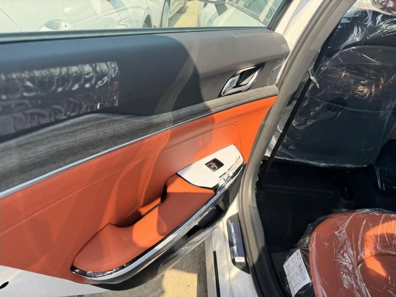 كيا K5 2.0L PETROL 2025 GCC