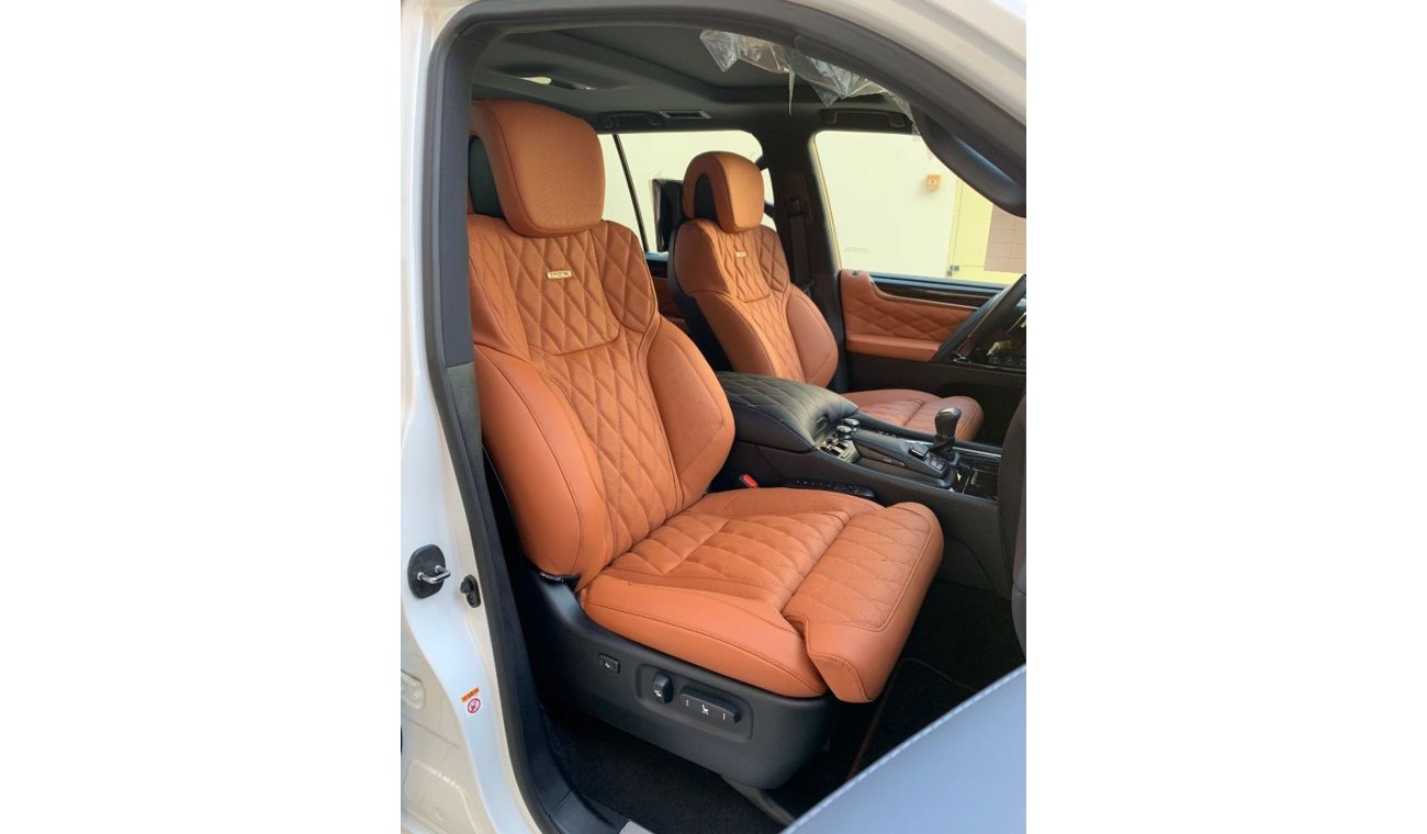 لكزس LX 570 Super Sport 5.7L Petrol Full Option with MBS Autobiography Massage Seat(Export Only)