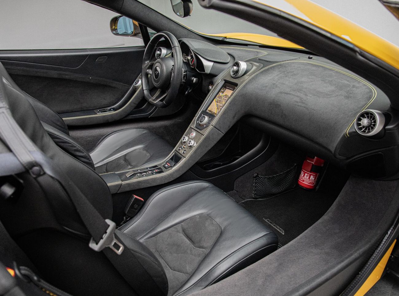 مكلارين MP4-12C