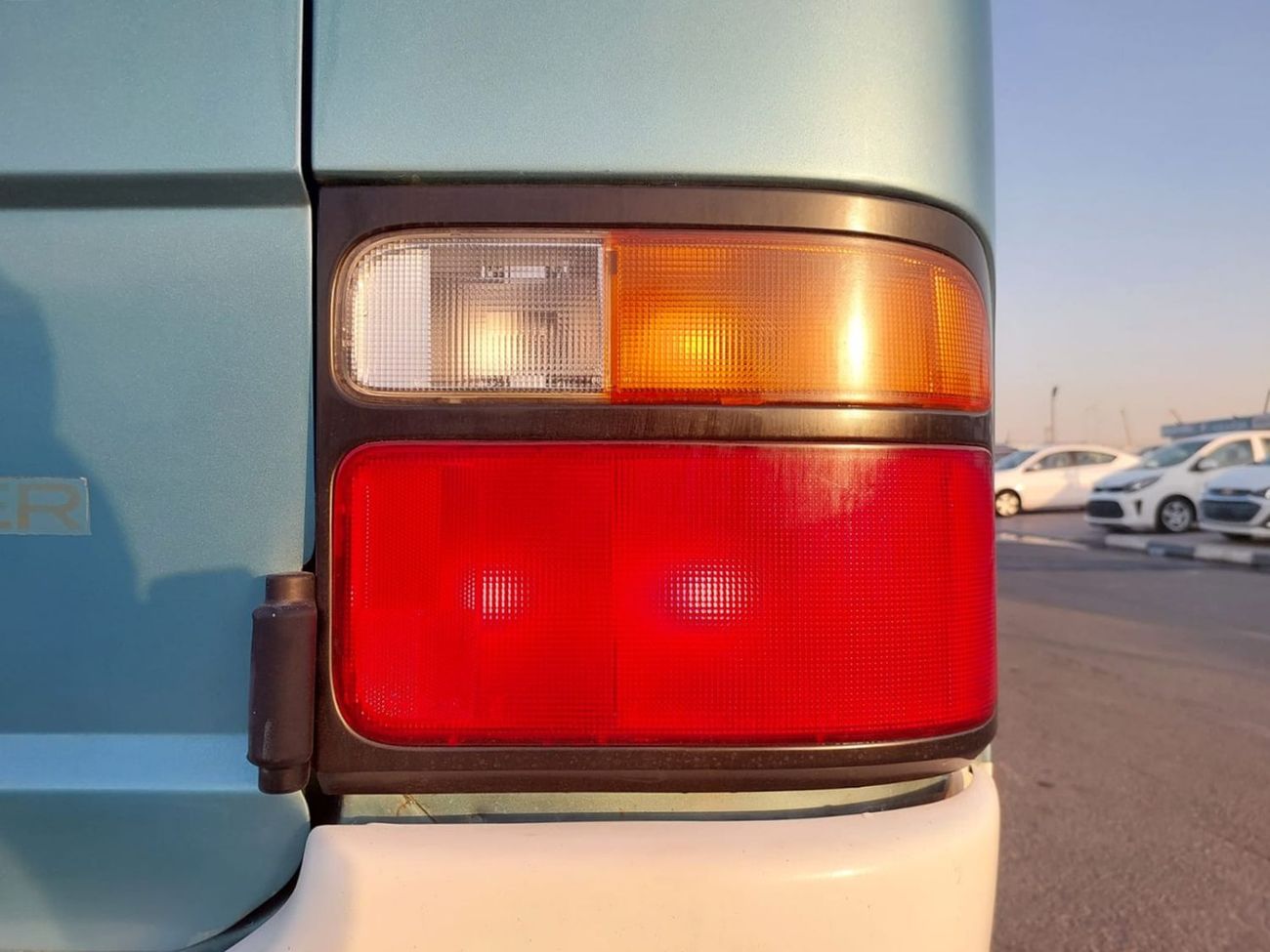 Toyota Coaster TOYOTA COASTER BUS RHD 1999 MODEL 4.1 L DIESEL AUTOMATIC(PM05798)