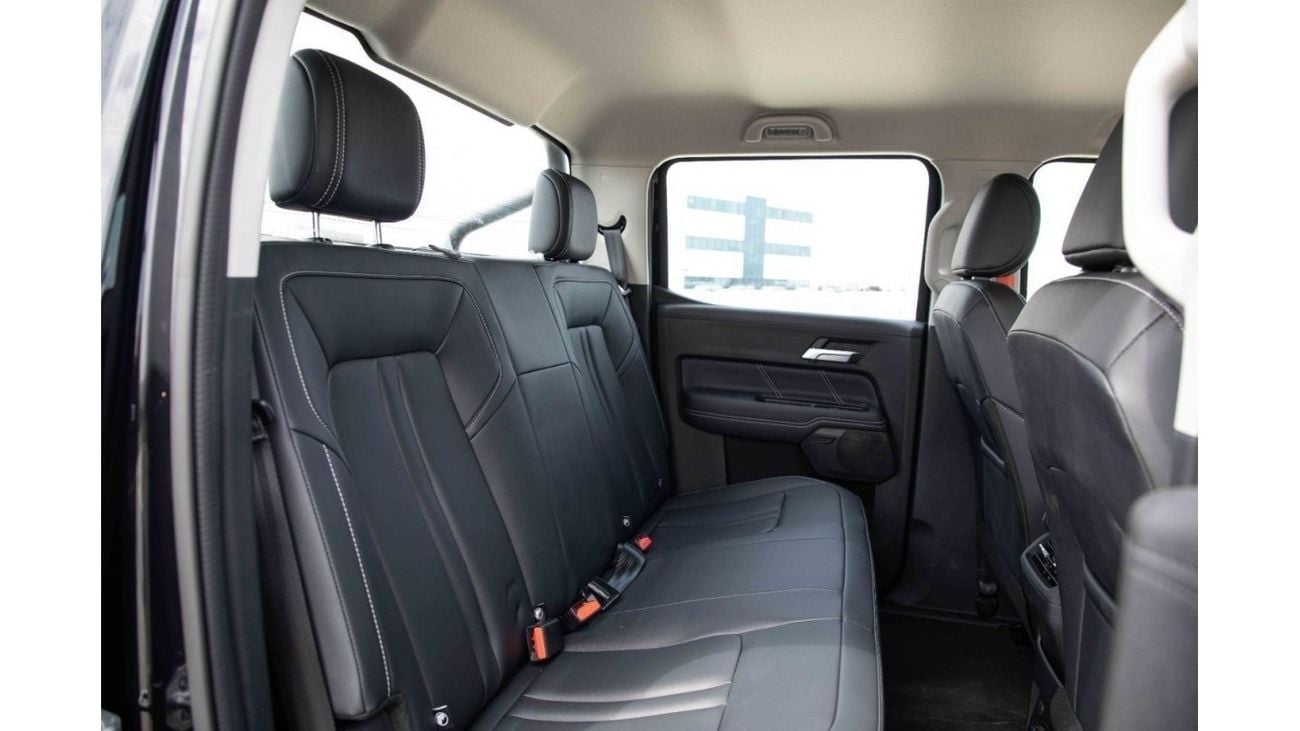 JMC Grand Avenue 2024 JMC Grand Avenue 2.3 DV 4X4 - Stone Black inside Black | Export Only