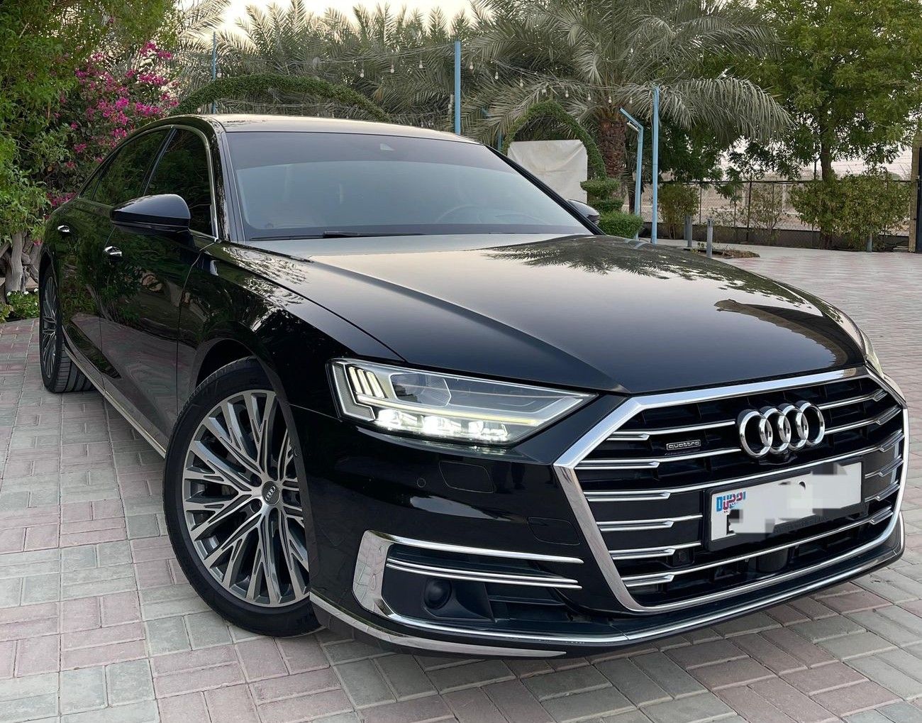 Audi A8 full option (executive)