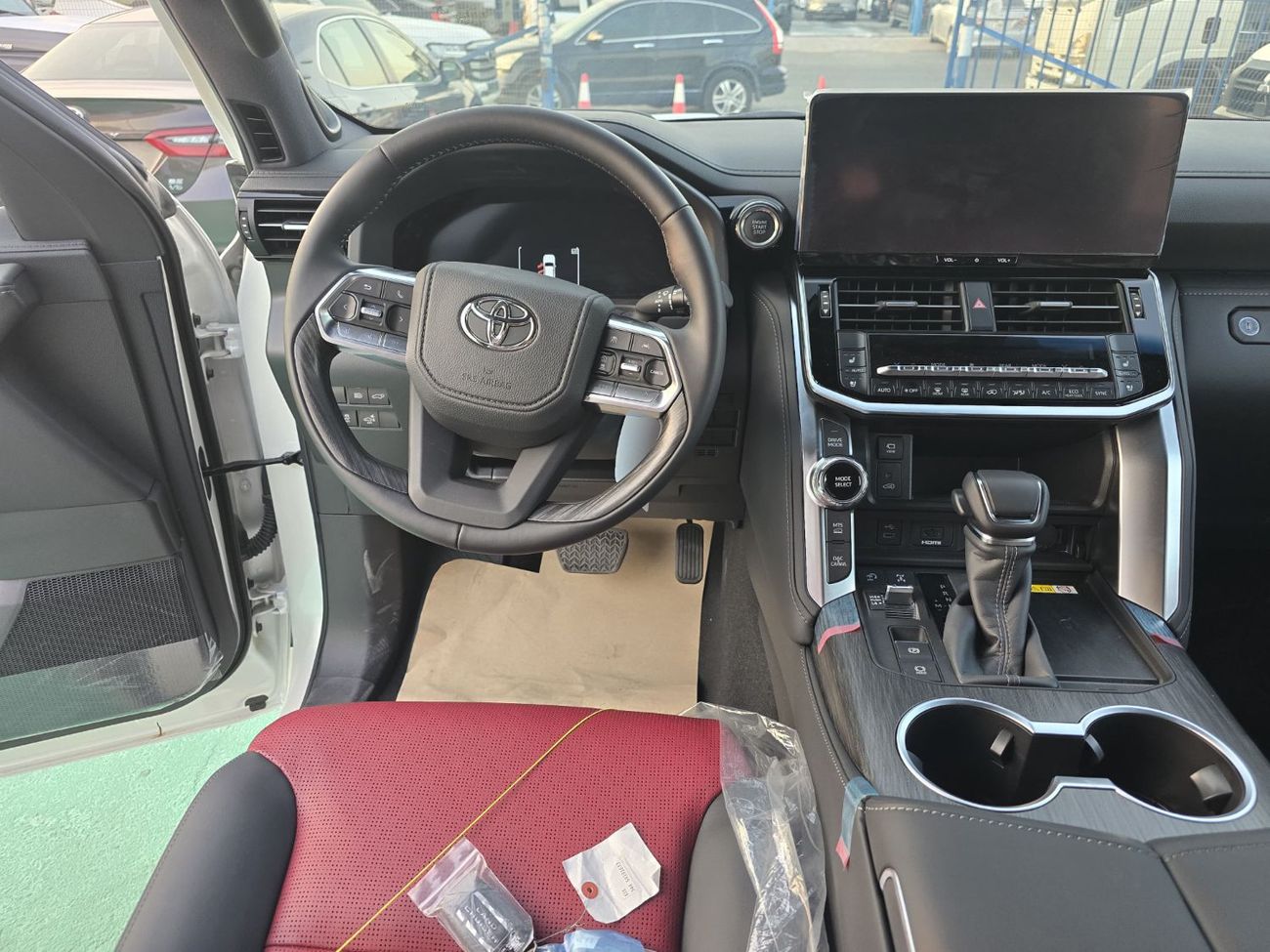 تويوتا لاند كروزر TOYOTA LANDCRUISER VXR 3.5L TURBO 2026 MODEL