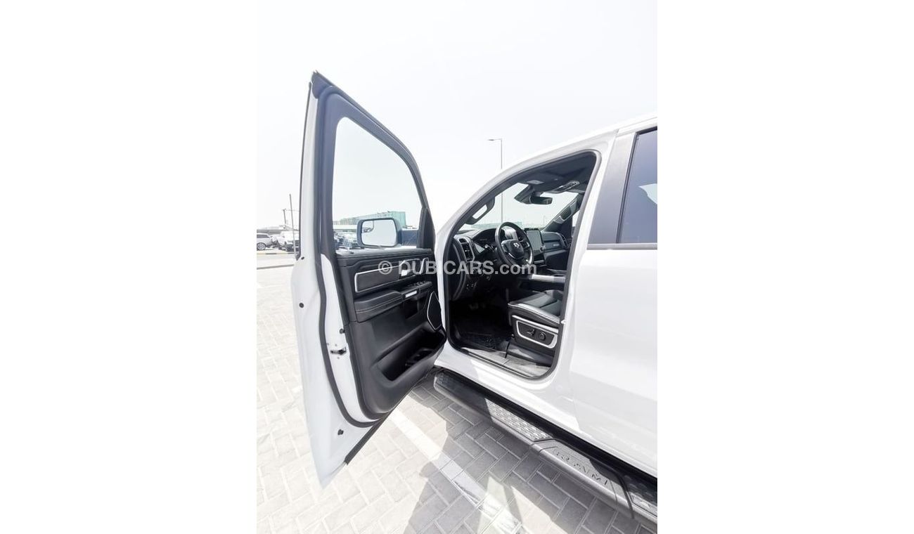 رام 1500 Dodge RAM Laramie - 2023 - White