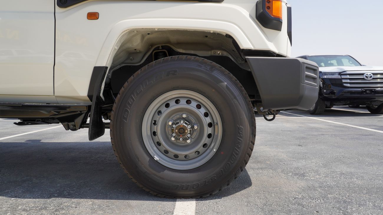 Toyota Land Cruiser Pick Up