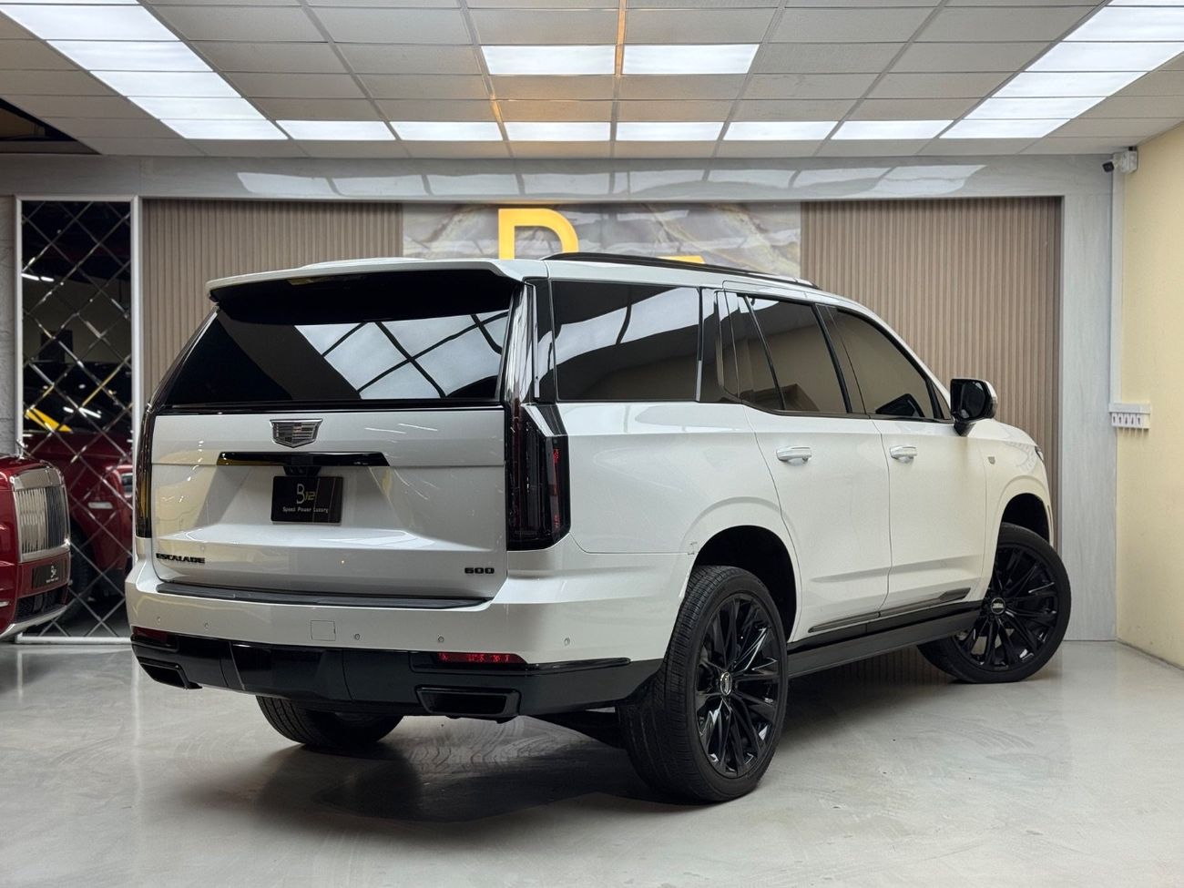 كاديلاك إسكالاد Premium Luxury 6.2L 4WD