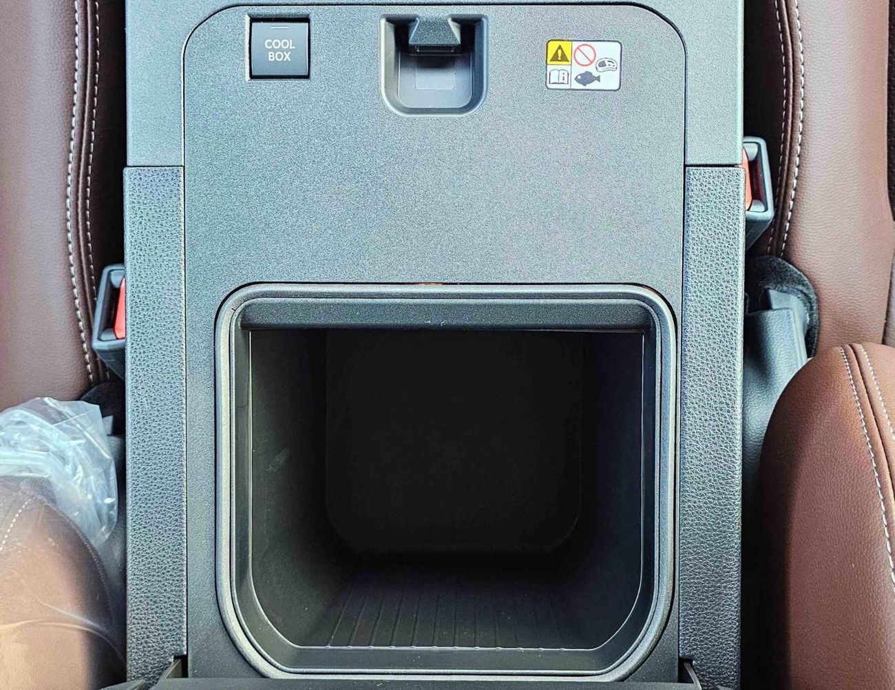 Toyota Prado ADVENTURE TURBO / 2.8L V4 DIESEL / RADAR / POWER SEATS / LEATHER SEATS (CODE # PADVH1)