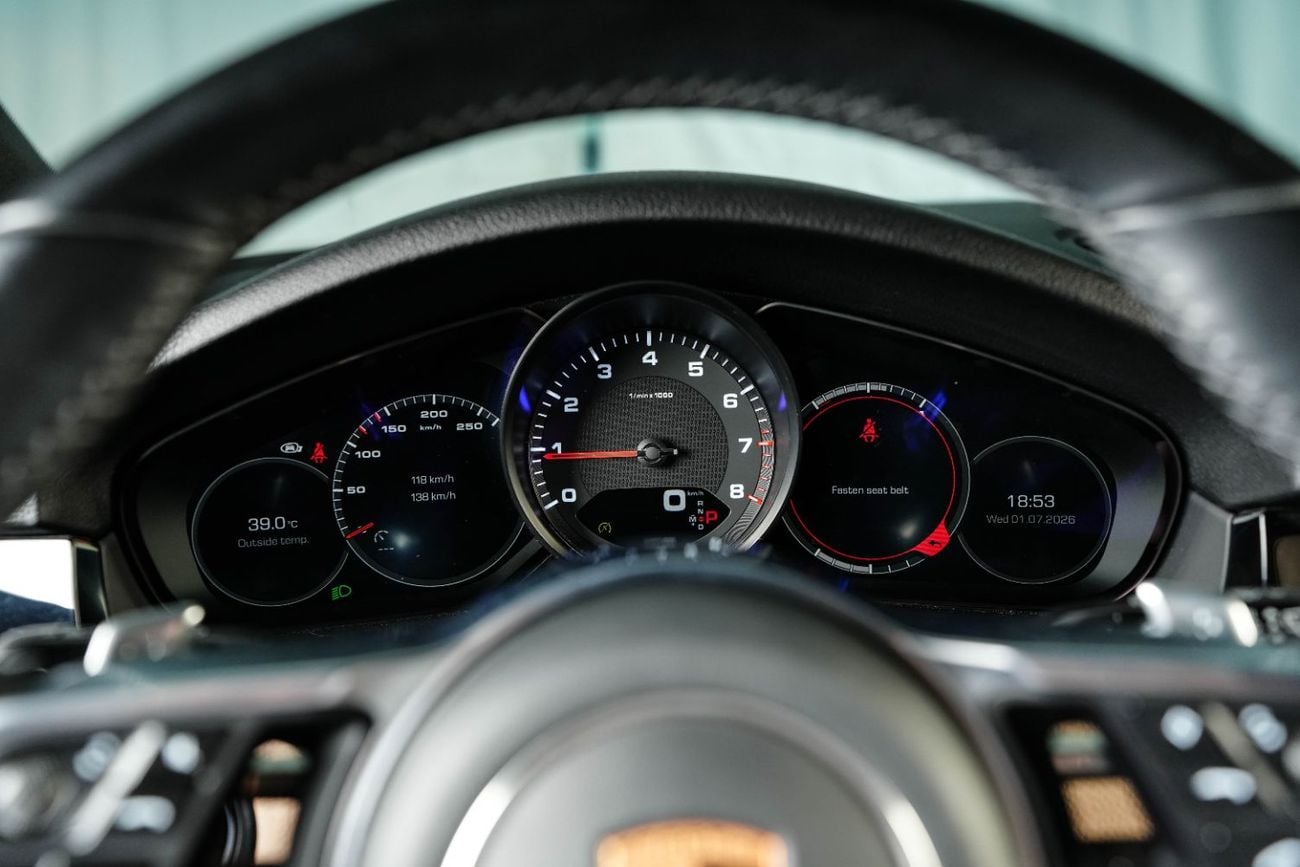 Porsche Cayenne STD GCC -well maintained-Sport crono package
