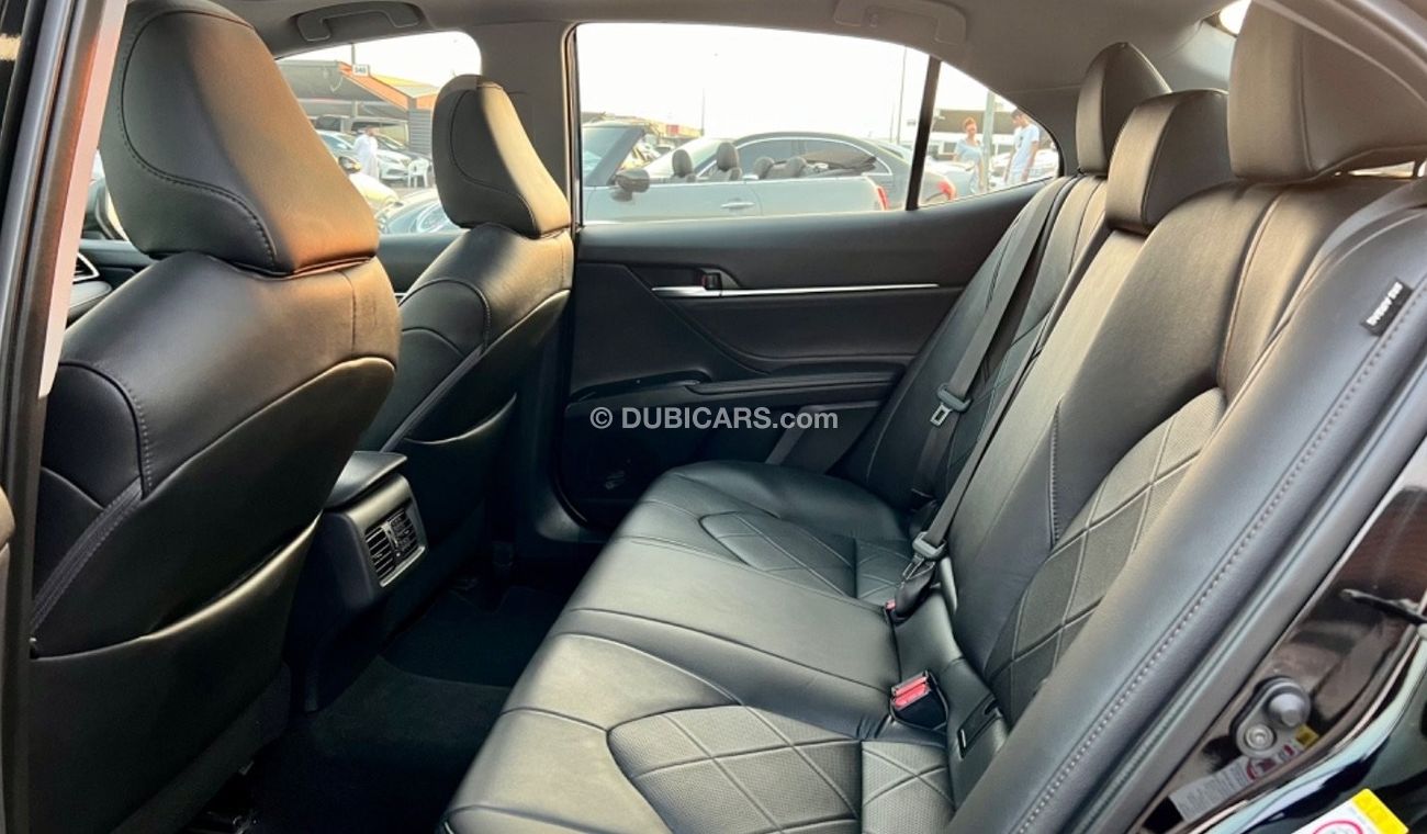 Toyota Camry XLE Full Option